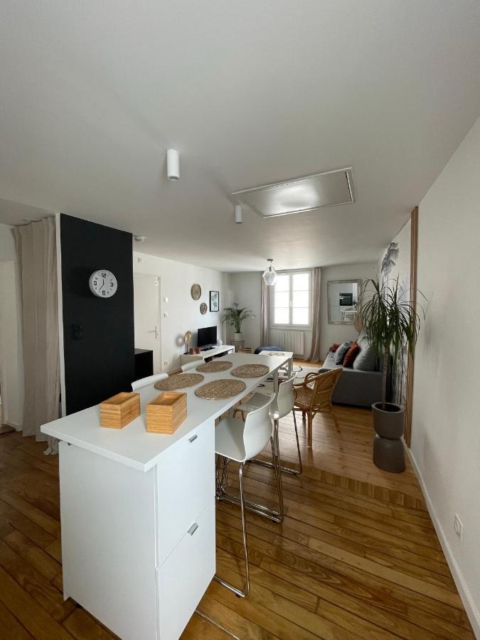 Appartement Au Coeur Du Quartier Historique Vannes Luaran gambar