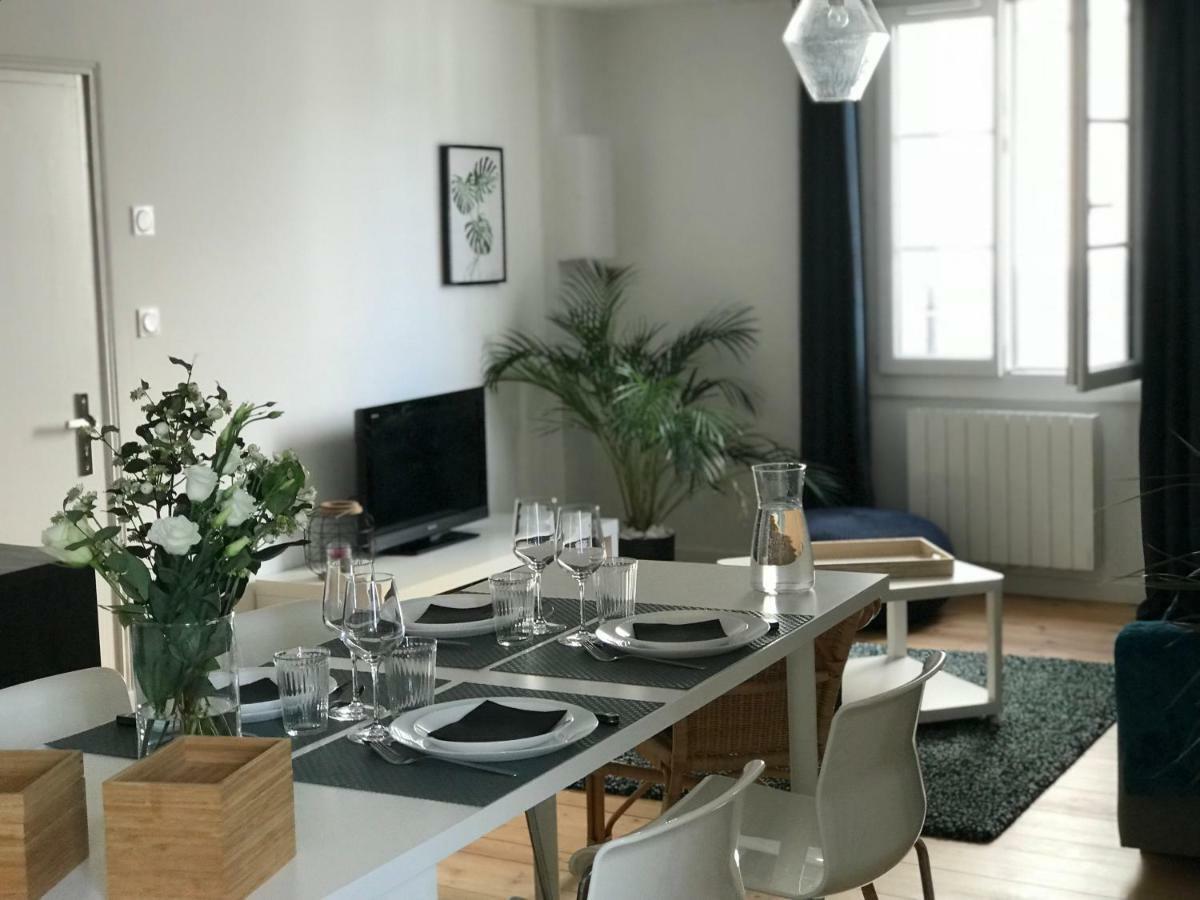 Appartement Au Coeur Du Quartier Historique Vannes Luaran gambar